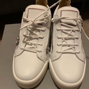 Low top Giuseppe men’s shoes